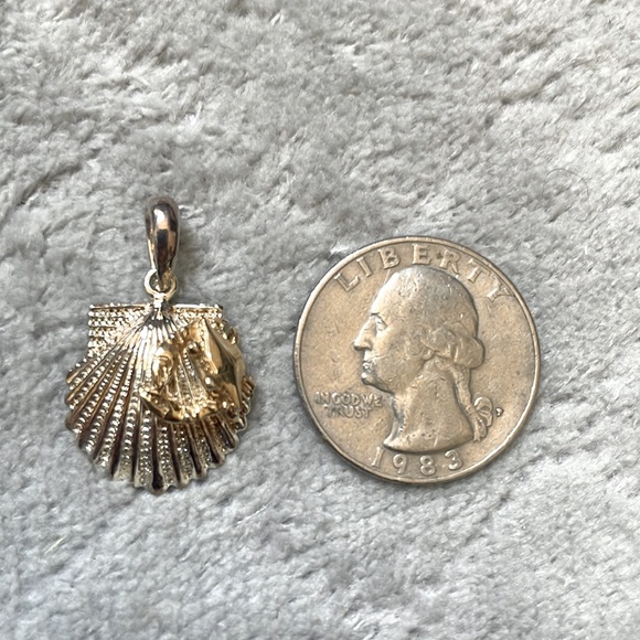 Silver Scallop Shell Charm, 14k Gold Crab Necklace - Picture 6 of 8